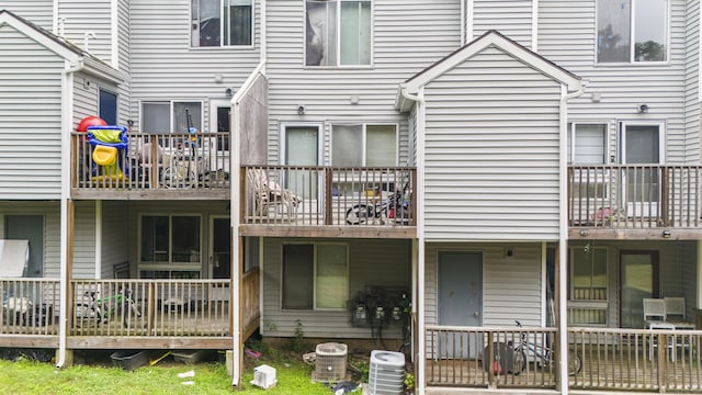 1423 Quinnipiac Ave Unit 108, New Haven, CT 06513 - photo 2