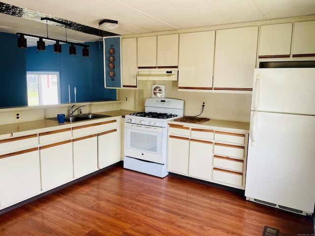 64 Cheyenne Rd, East Hartford, CT 06118 - photo 4