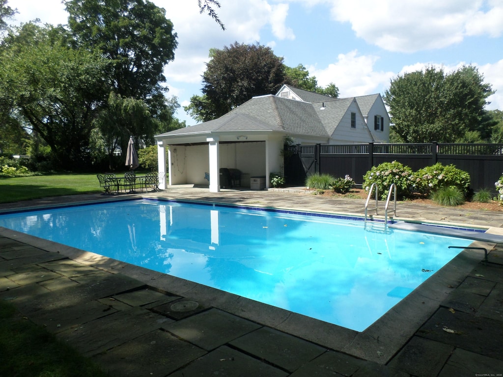 26 Old Orchard Rd, North Haven, CT 06473 - photo 3