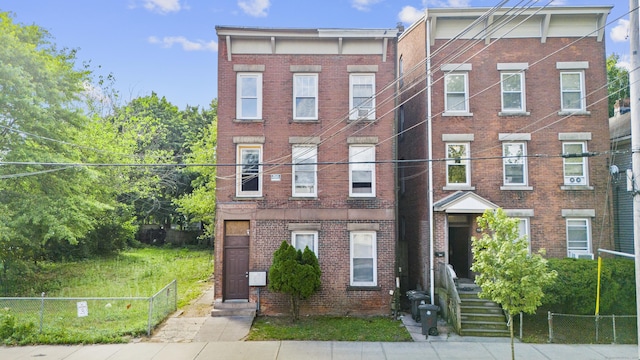 256 Davenport Ave, New Haven, CT 06519 - photo 1