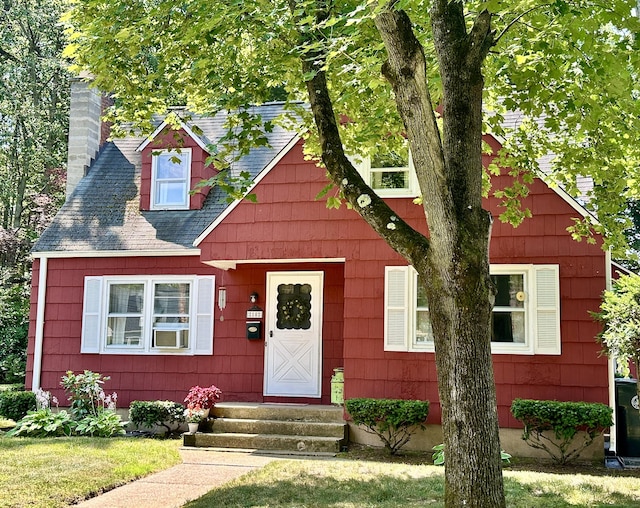 10 Circle Dr, Windsor Locks, CT 06096 - photo 1