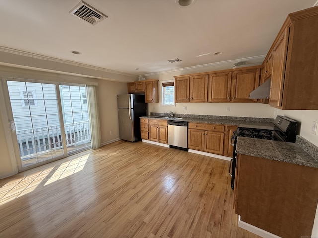 19 Stillwater Ave Apt E, Stamford, CT 06902 - photo 1