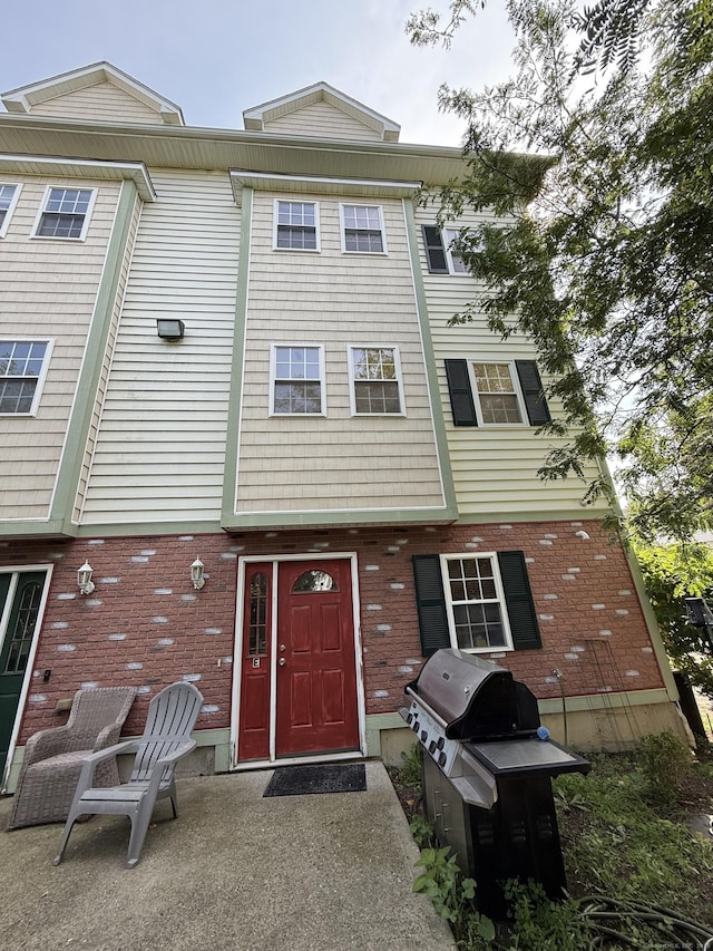 19 Stillwater Ave Apt E, Stamford, CT 06902 - photo 11