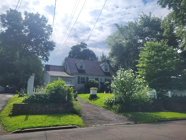 99 Woodbury Ave, Stamford, CT 06907 - photo 1