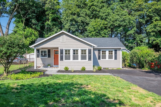 84 Overlook Ave, Bristol, CT 06010 - photo 1