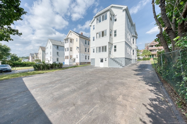 279 Linwood St, New Britain, CT 06052 - photo 4