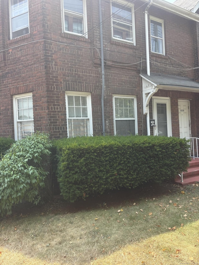 1060 Connecticut Ave, Bridgeport, CT 06607 - photo 1