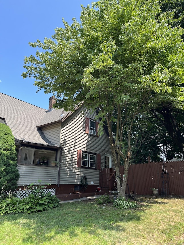 53 Woodland St, Meriden, CT 06451 - photo 2