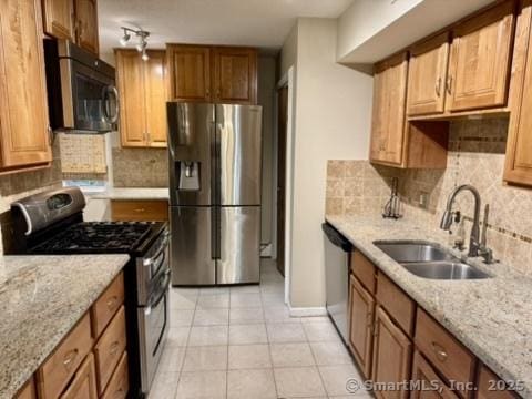 4 Earls Ct Unit E, Farmington, CT 06032 - photo 13