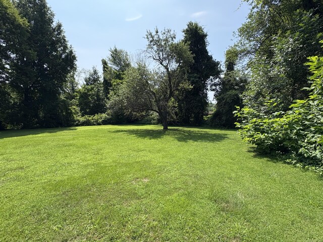 180 Duncaster Rd, Bloomfield, CT 06002 - photo 18