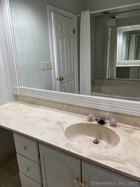 48 Bywatyr Ln Unit 48, Bridgeport, CT 06605 - photo 25