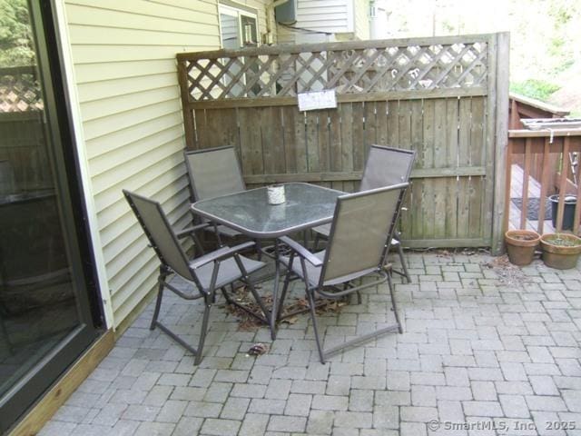 74 Washington Rd Apt 4, Woodbury, CT 06798 - photo 8