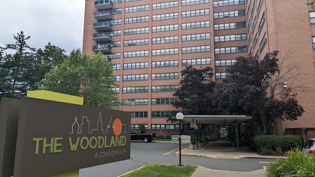 31 Woodland St Unit 7E, Hartford, CT 06111 - photo 1
