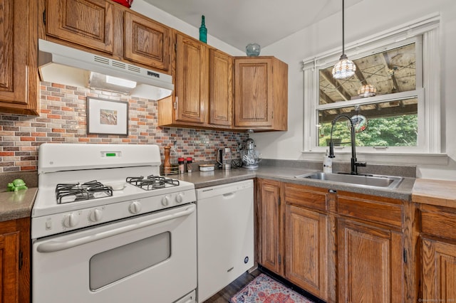 70 Rustling Reed Rd, Naugatuck, CT 06770 - photo 10