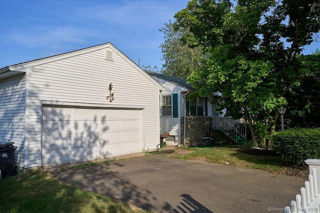 25 Lawncrest Rd, New Haven, CT 06515 - photo 24