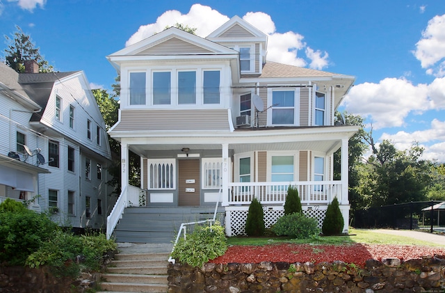 70 Elmwood Ave, Waterbury, CT 06710 - photo 1