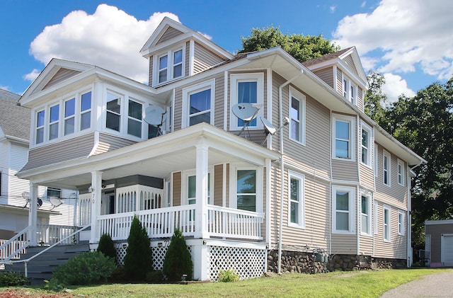 70 Elmwood Ave, Waterbury, CT 06710 - photo 2