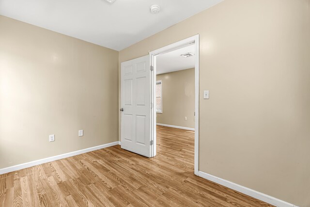 196 5th St, Bridgeport, CT 06607 - photo 10