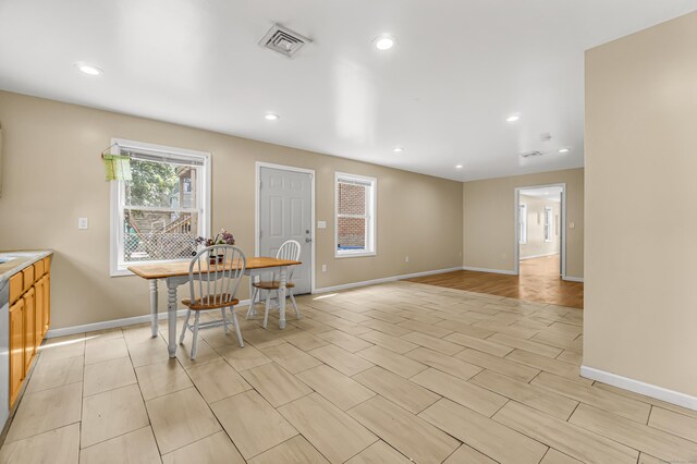 196 5th St, Bridgeport, CT 06607 - photo 16