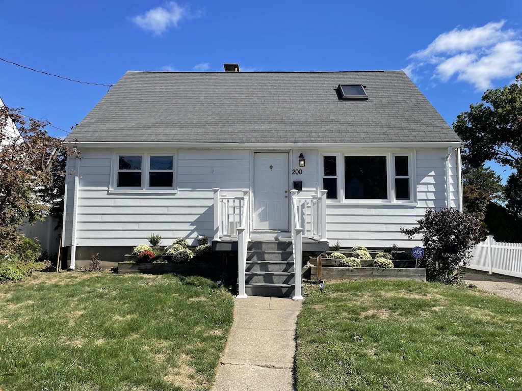 200 Stratfield Pl, Bridgeport, CT 06606 - photo 2