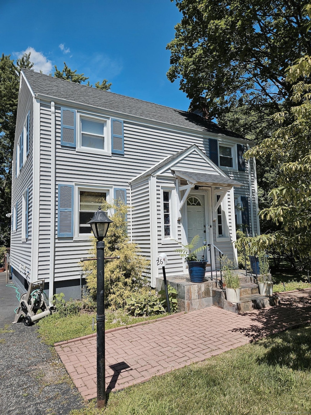 26 Saint Augustine St, West Hartford, CT 06110 - photo 1
