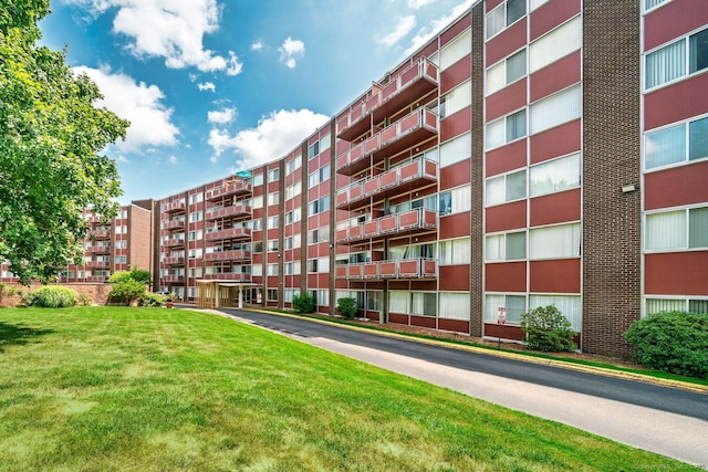 1320 Berlin Tpke Unit 617, Wethersfield, CT 06109 - photo 1