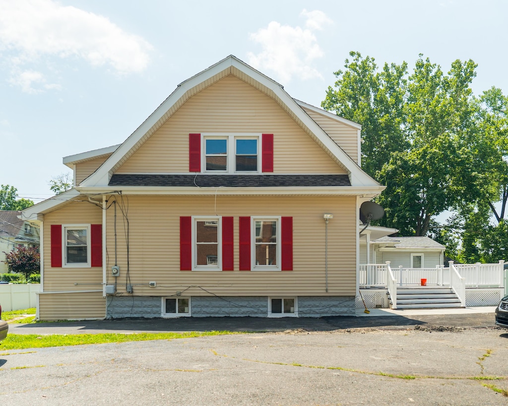 103 Baltimore St, Hartford, CT 06112 - photo 3