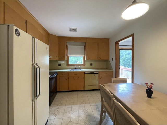 4 Testa Dr, Plainville, CT 06062 - photo 4