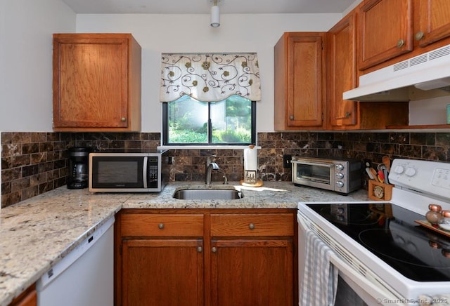 399 Heritage Vlg Unit D, Southbury, CT 06488 - photo 5
