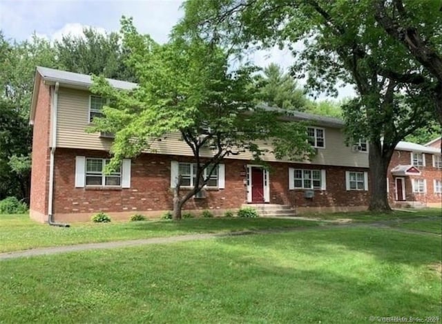 1085 Blue Hills Ave Apt J, Bloomfield, CT 06002 - photo 1