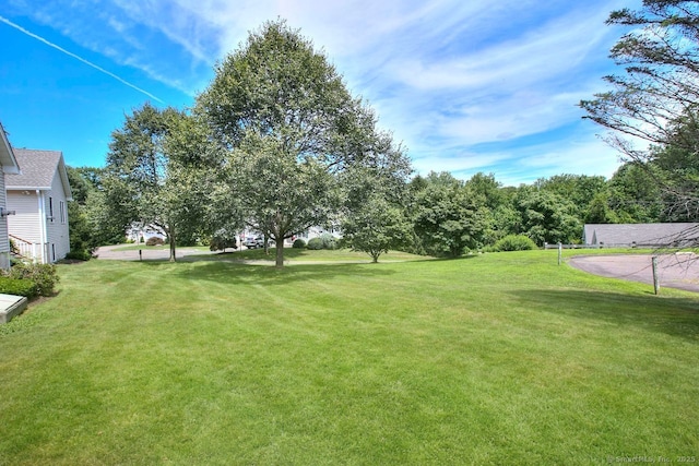 84 Cider Mill Ln, Trumbull, CT 06611 - photo 27