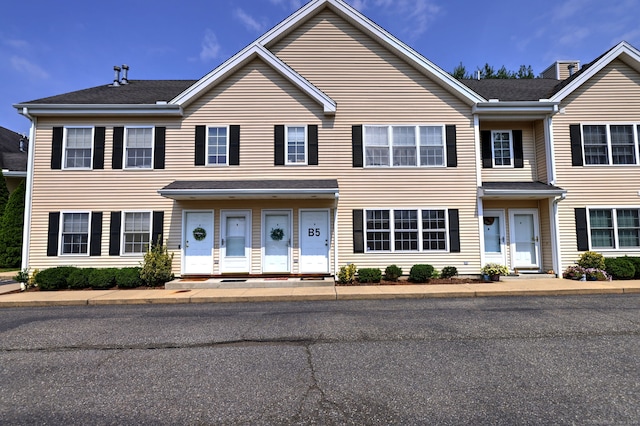 659 W Ave Unit B5, Milford, CT 06461 - photo 1