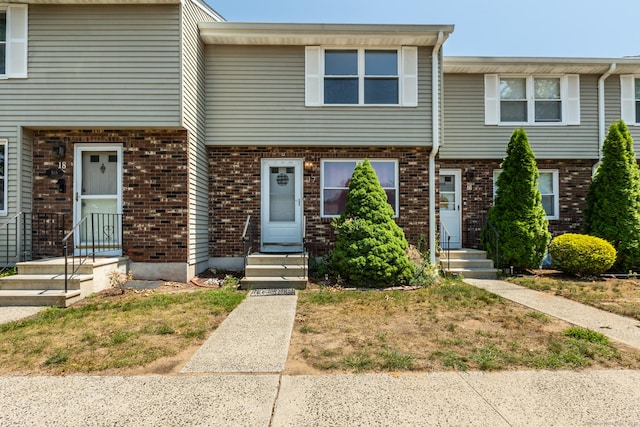 17 Saint Marc Cir Unit B, South Windsor, CT 06074 - photo 1