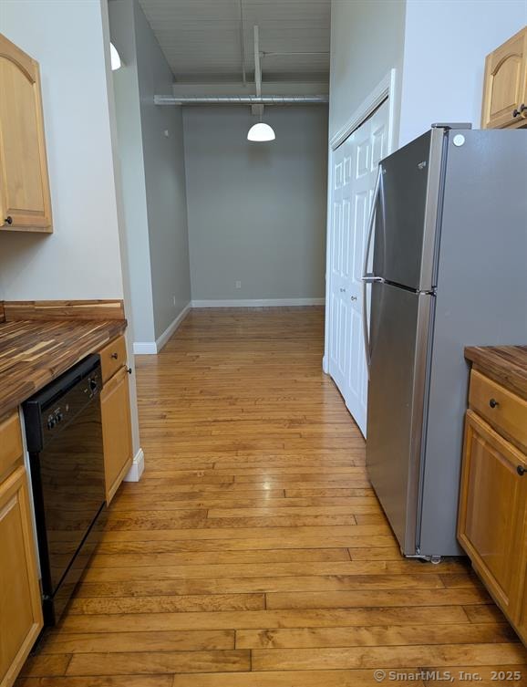 390 Charles St Apt 219, Bridgeport, CT 06606 - photo 7