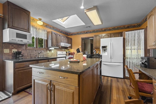 1 Pontiac Dr, East Lyme, CT 06357 - photo 16