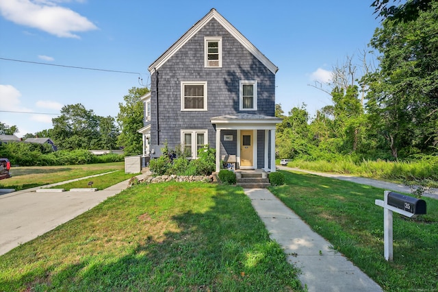 35 Menghi St, New London, CT 06320 - photo 2
