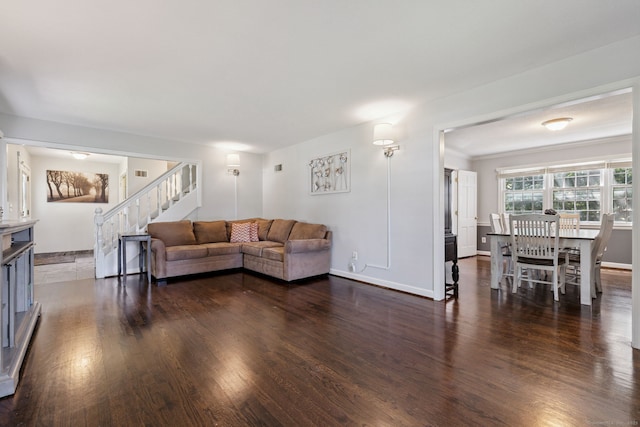 81 Butternut Cir, Wethersfield, CT 06109 - photo 15