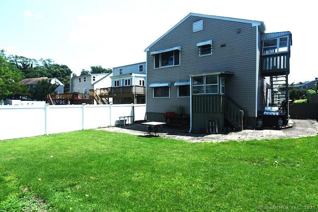 8 Crown Ave, Norwalk, CT 06854 - photo 3