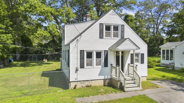 547 Charles St, Torrington, CT 06790 - photo 2