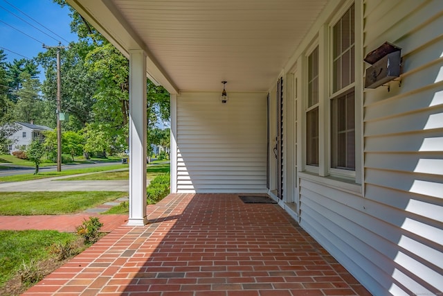 408 Maple Rd, Longmeadow, MA 01106 - photo 2