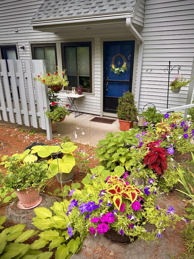 4 Staunton Ct Apt P, Farmington, CT 06032 - photo 1