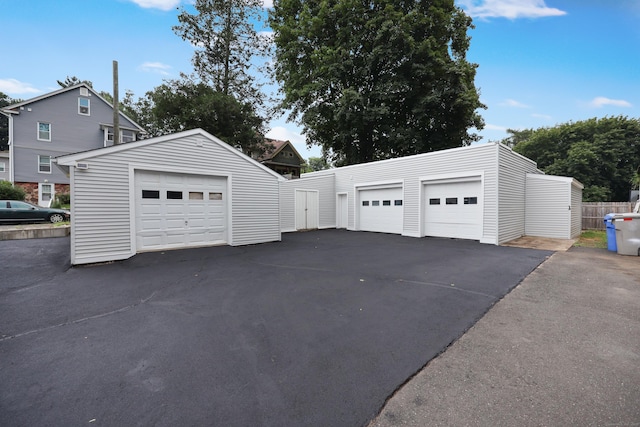 15 Henry St, Bristol, CT 06010 - photo 2