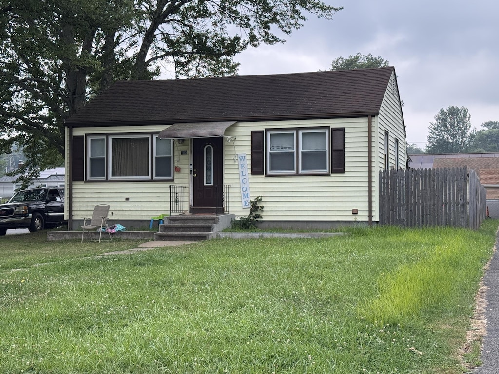 105 Albert Ave, Wethersfield, CT 06109 - photo 2