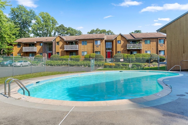 48 Riverview Dr Unit 48, Bridgeport, CT 06606 - photo 1