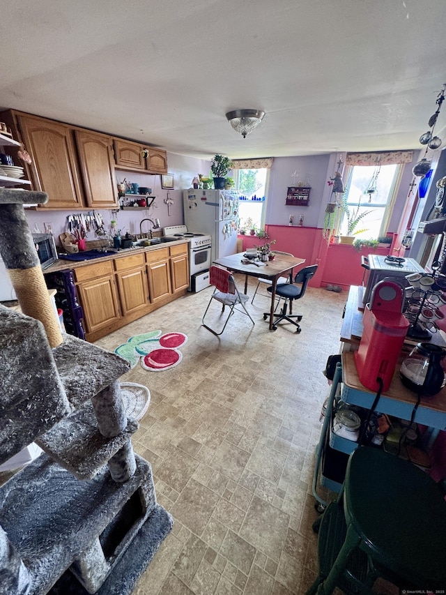 21 Union St, Plainfield, CT 06354 - photo 8