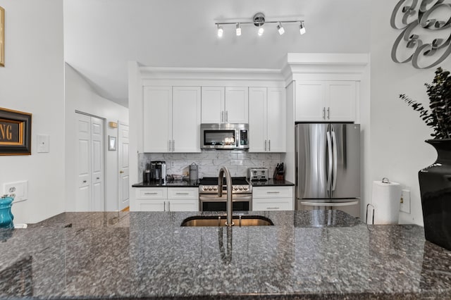 1006 Meadowview Dr Unit 1006, East Windsor, CT 06088 - photo 2