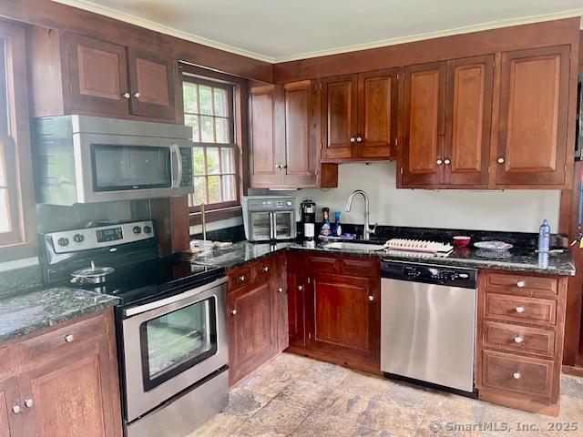 885 Saybrook Rd, Haddam, CT 06438 - photo 12