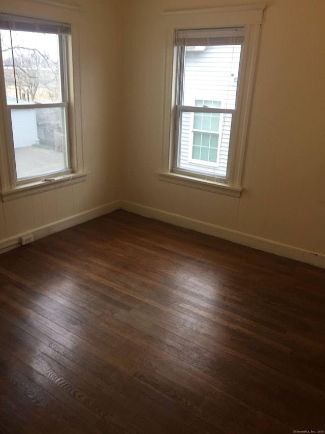 855 Brewster St, Bridgeport, CT 06605 - photo 3