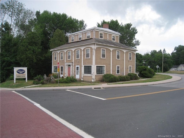 view of building exterior