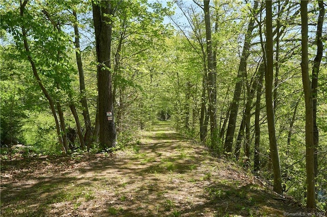 12 Bowhay Hill Rd, Branford, CT 06405